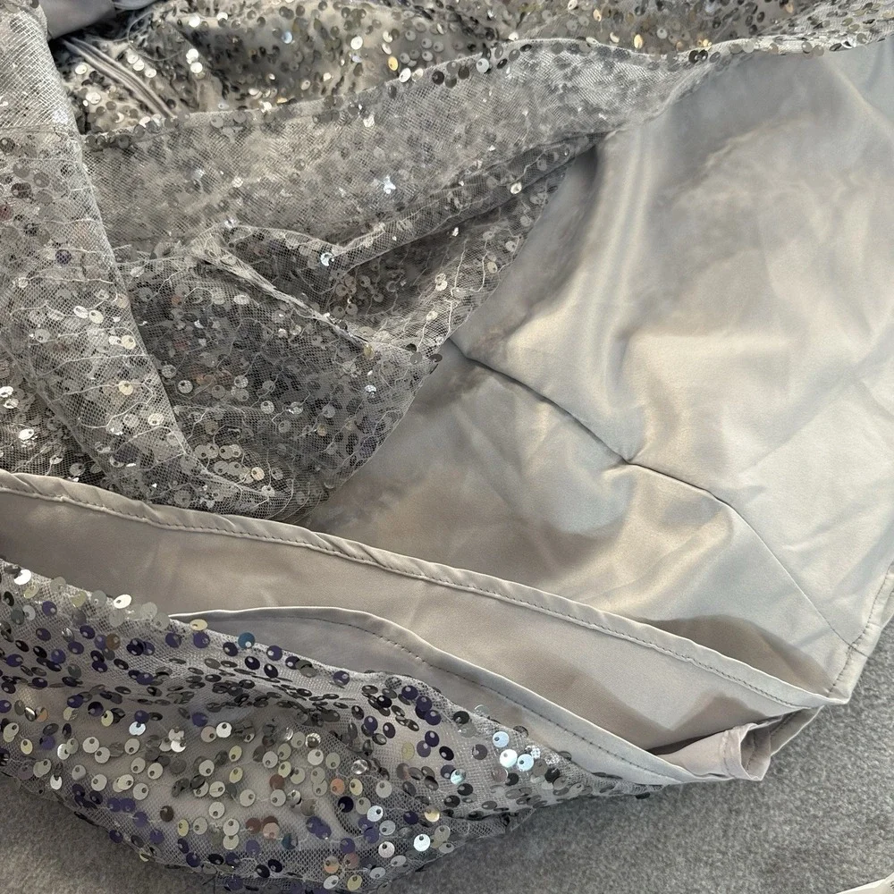 NWT Kensie Girl Silver Sequin Party Dress Girls 16 Long Sleeve Holiday Formal